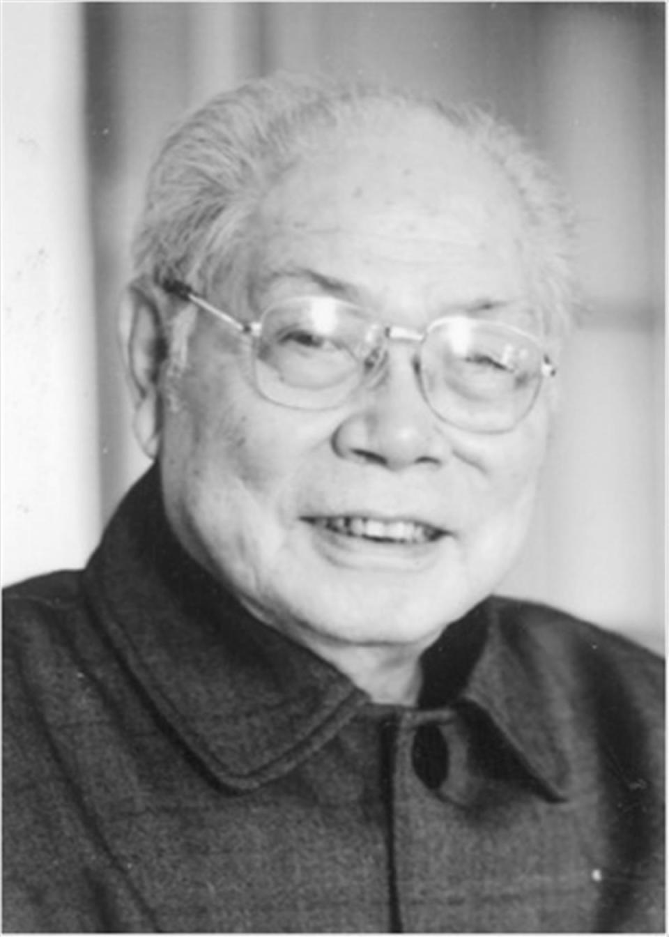 让子弹飞原著作者马识途去世享年110岁