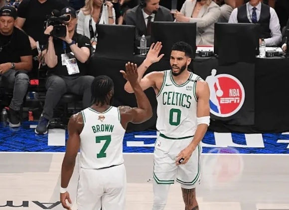 议起复盘|塔图姆别失落,凯尔特人的老大历来不需要fmvp为自己正名