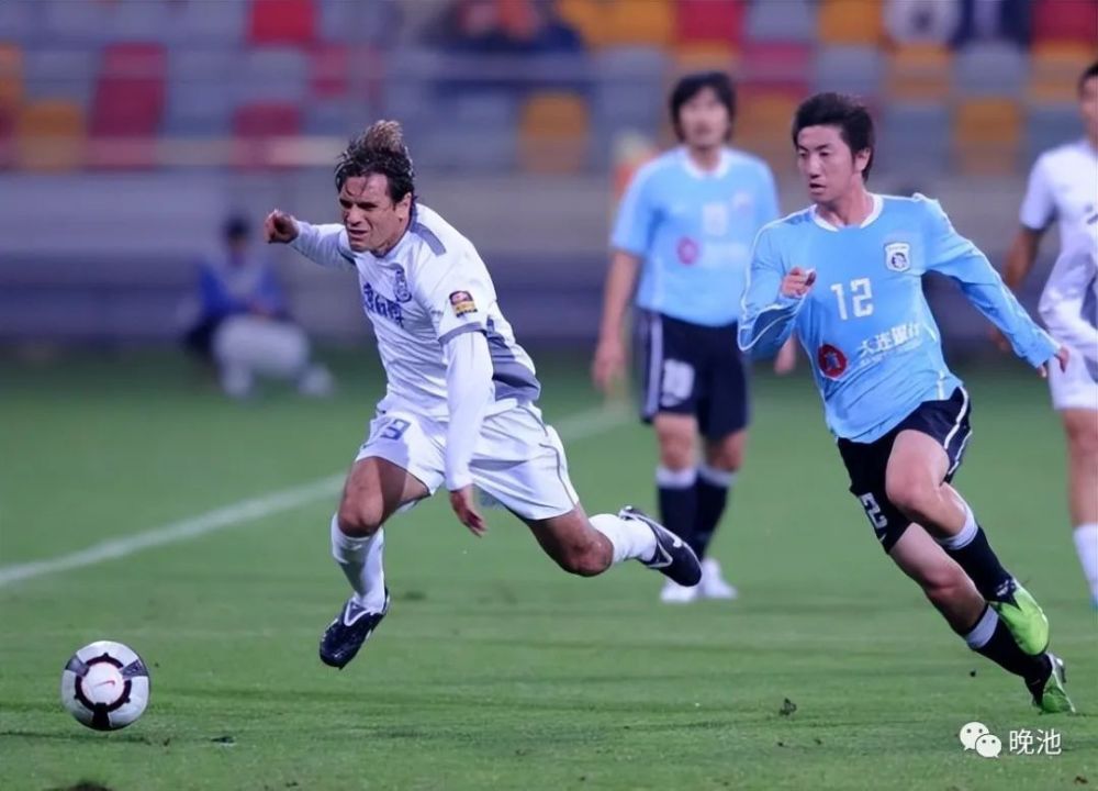 大连足球史上今天:2010年詹姆斯补时绝杀!实德4-3天津泰达(9月18日)_