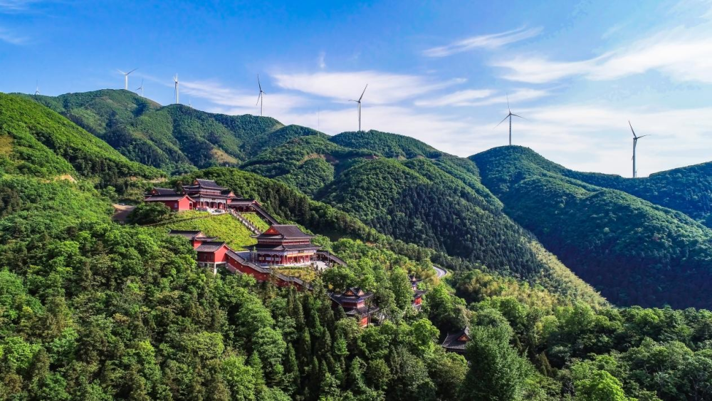 新化大熊山国家森林公园风景如画(聂仨  供图)娄底市坚定不移走生态