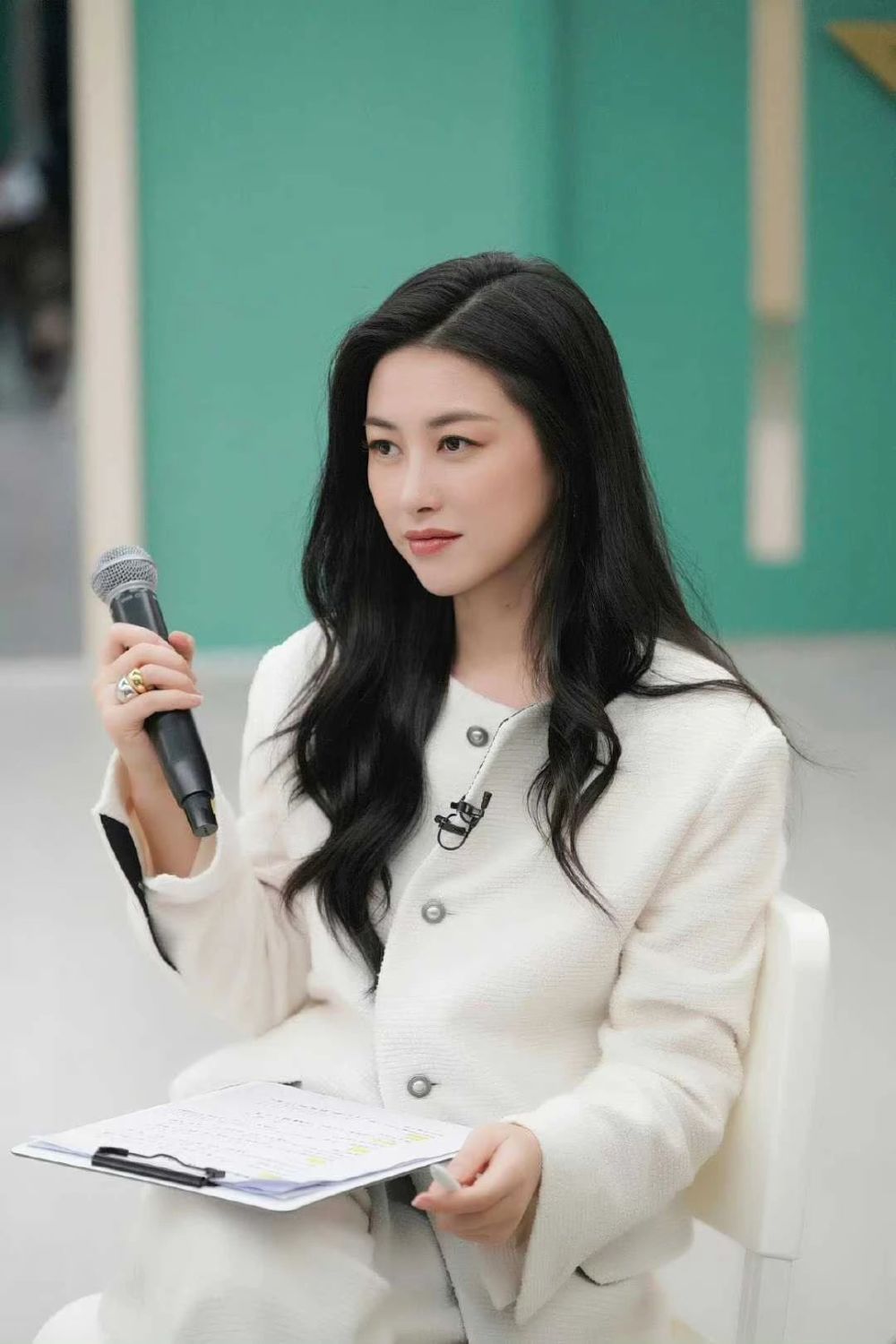 浪姐4:小考用热度献祭安全位,朱珠细节见人品,网友:姐姐实惨!