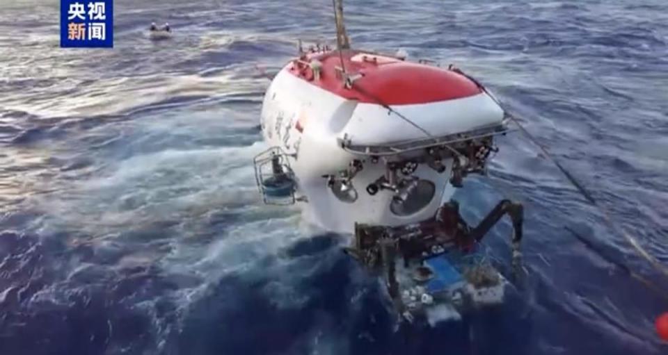 蛟龙号完成深海羽流絮凝实验 腾讯网
