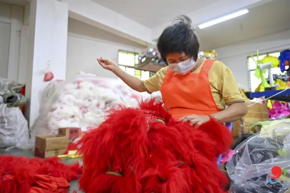 “刘备狮”“关羽狮”“张飞狮”......请选择你的“英雄”_腾讯新闻