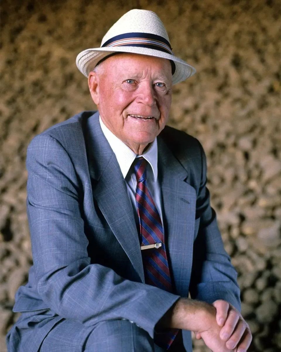 百亿富豪王朝：美国最富有的45个家族-腾讯新闻