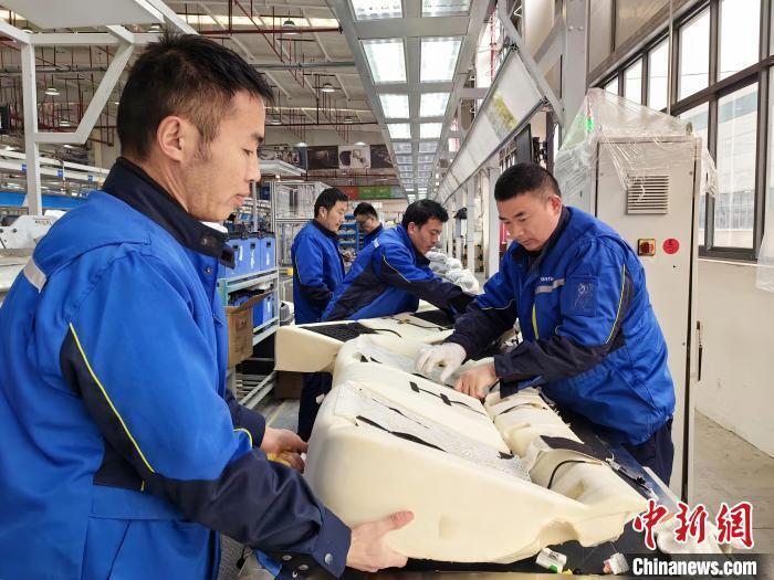 于是,2023年,尉氏县确立了"融入航空港,建设新尉氏"的战略目标,决定抢