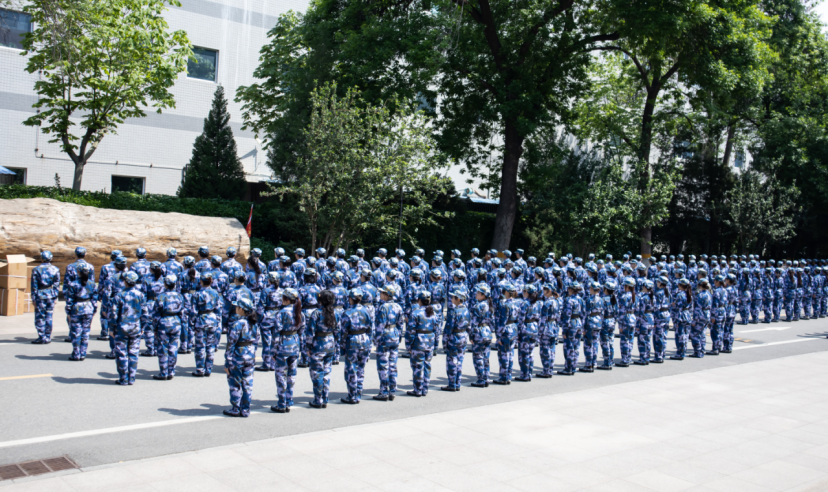 北林大学子军训风采加载中!