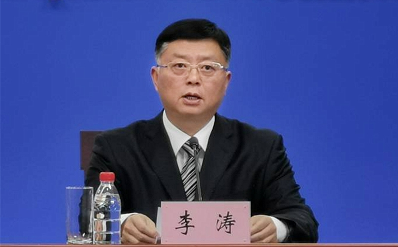 公开信息显示,李涛曾任荆门市市长,湖北省委统战部副部长等职.