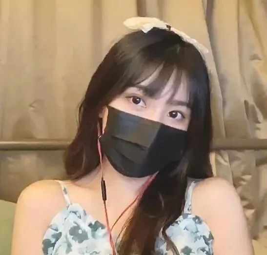 斗鱼一姐称想发展实业买岛,直播招大哥合开游戏公司,网友:又整活了?