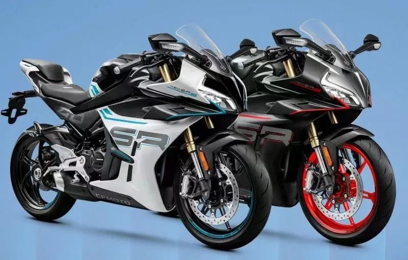 春风的450sr单摇臂本版本在本次的北京摩展上正式发