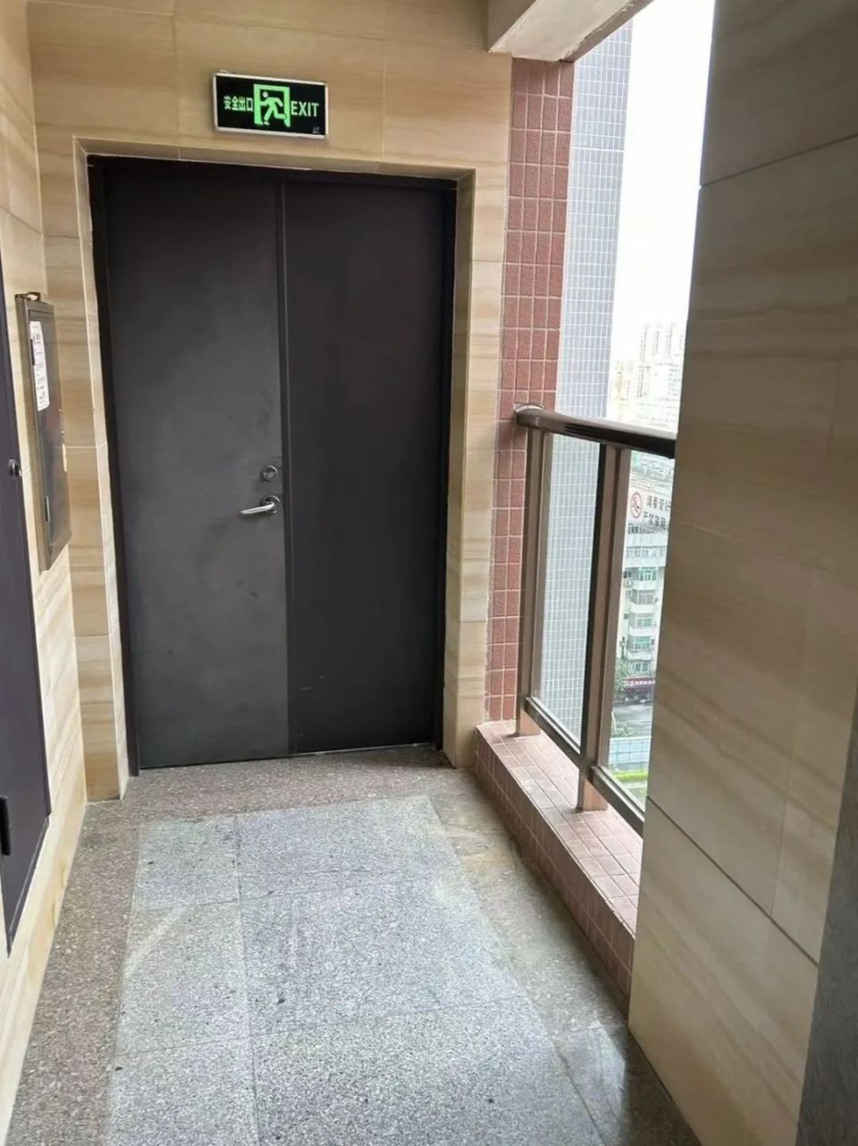 地址:龙湖区金霞街道练江路充耀号小区2栋2单元充耀号小区3(整改后