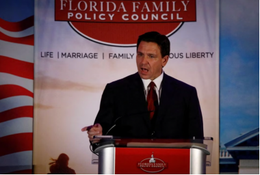 中国公民起诉美国佛州州政府 要求推翻“禁止中国公民购地购房”法案什么情况 具体什么意思-313啦实用网