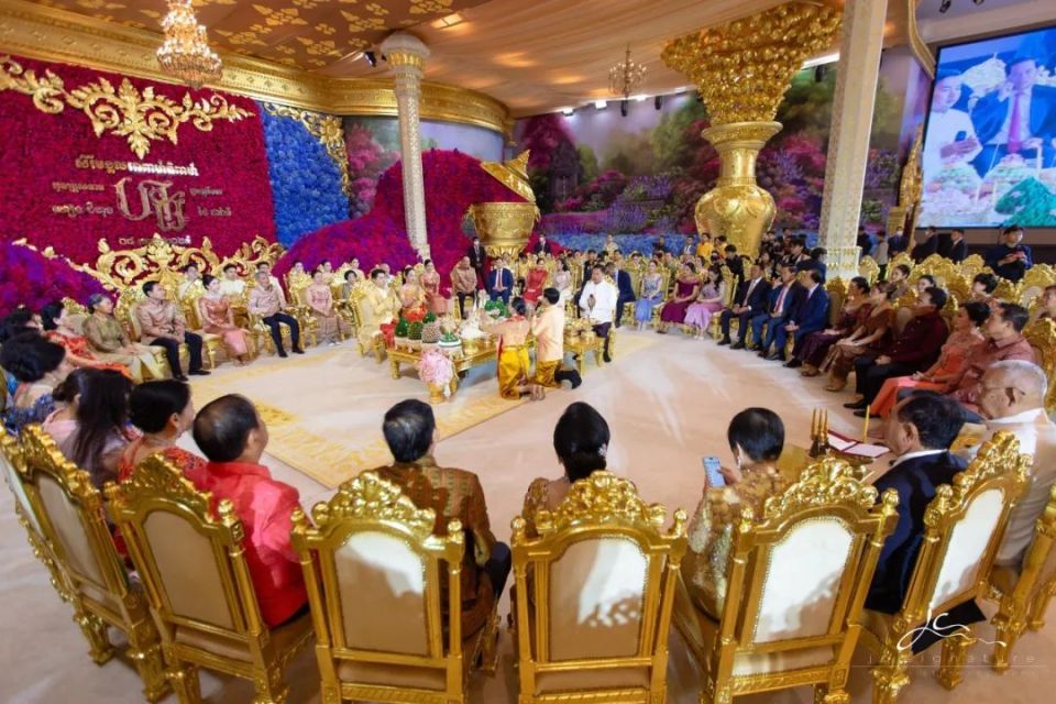 柬埔寨上流社会的婚礼,高官名流集聚,婚礼现场布置颇为壕气!