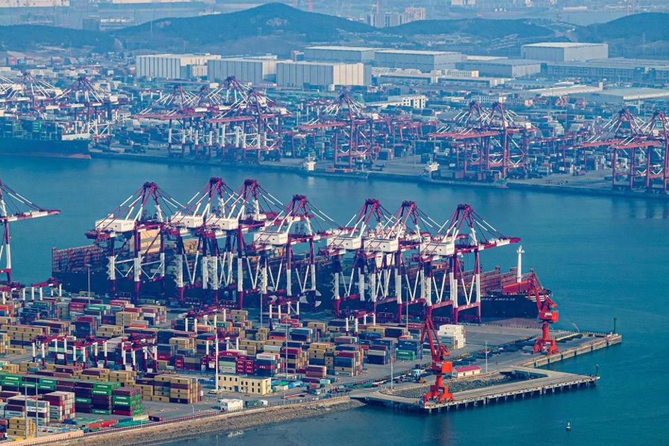 青岛港净利11连增派现超百亿 首季完成767万标箱开通墨西哥航线