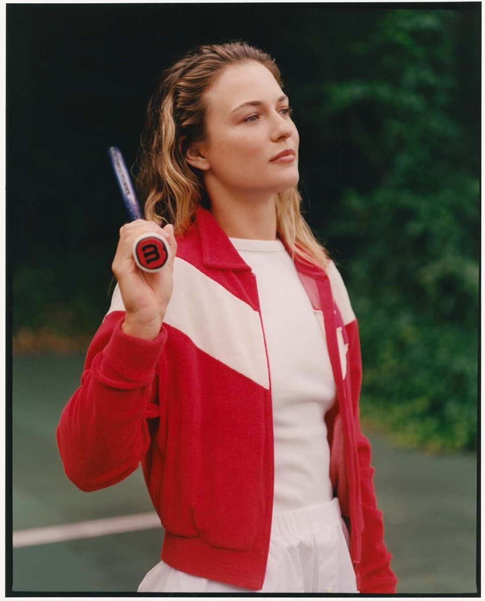 卡林斯卡娅:喜欢喝冰镇香槟的女孩