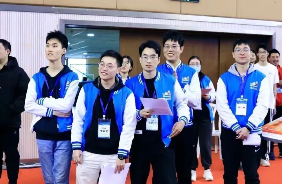 402寝室,全员上岸!