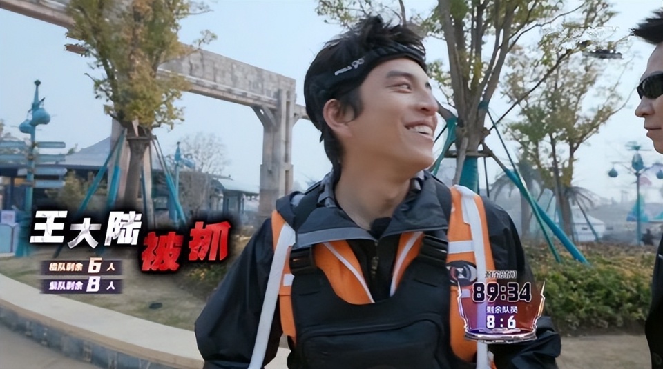 更要命的是橙队成员王大陆竟转出猎人,且猎人一出就被秒抓.