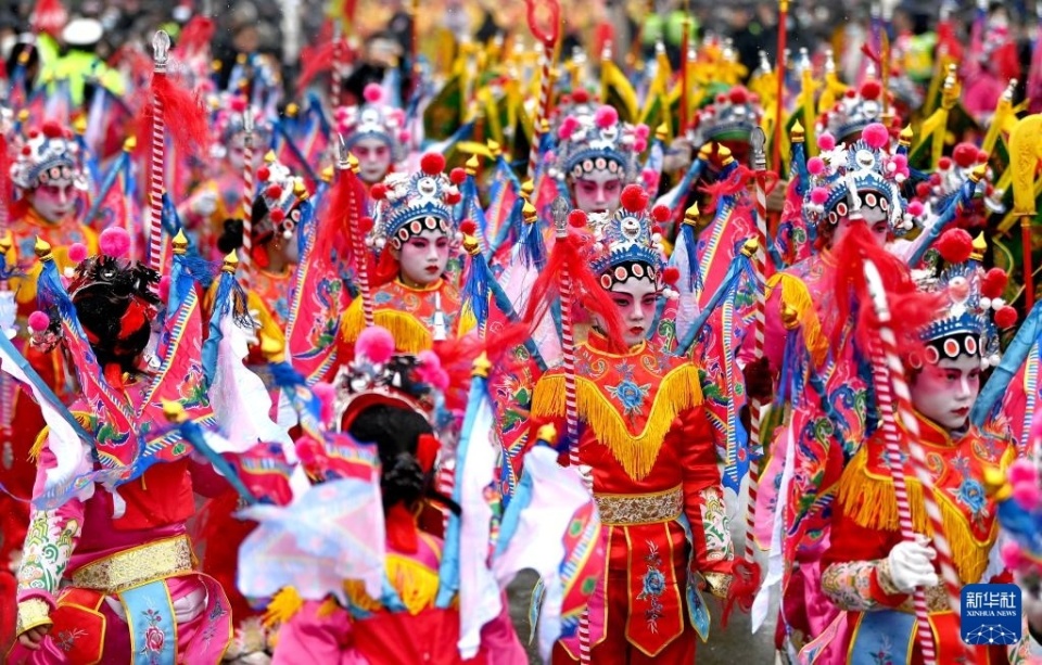新春走基层|老陕耍社火 越"闹"越红火_腾讯新闻