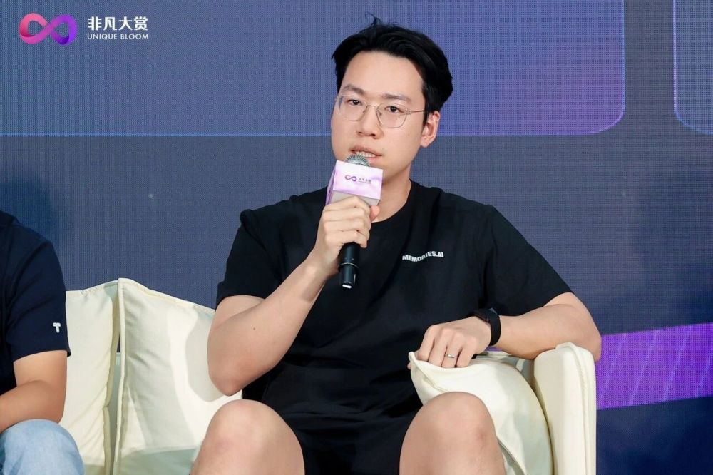 当两家顶尖公司做出完全相反的判断，AI记忆的终局在哪里？ · 原文图片 1