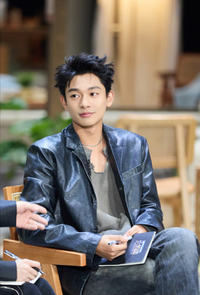 《大侦探9》张宥浩一上明侦就被网暴,以后谁还敢邀新人嘉宾来?