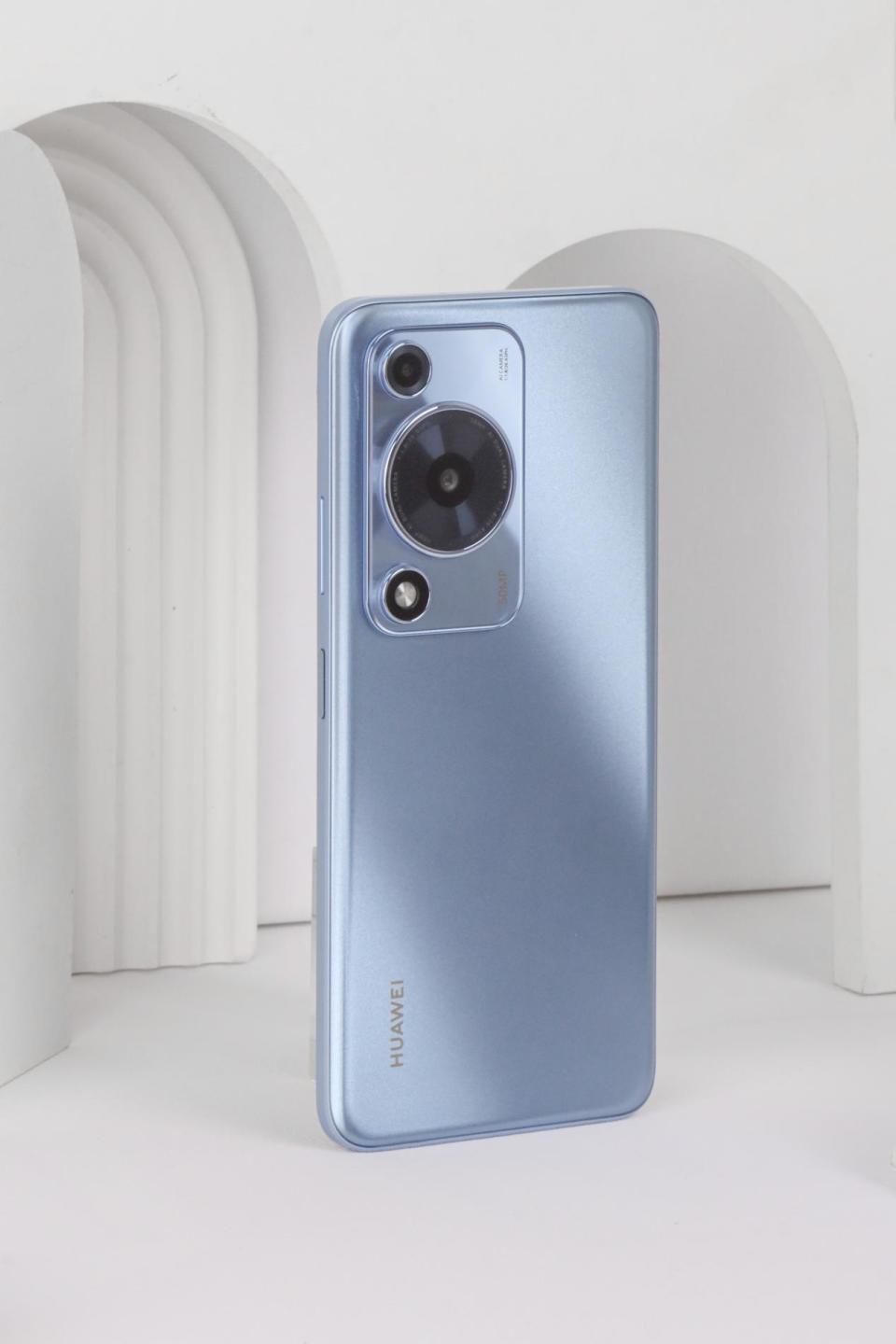 华为畅享 70s携护眼大屏来袭,再次突破美学设计