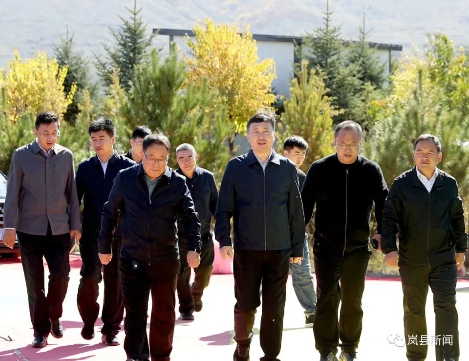 岚县:张新春调研乡村旅游示范村建设工作