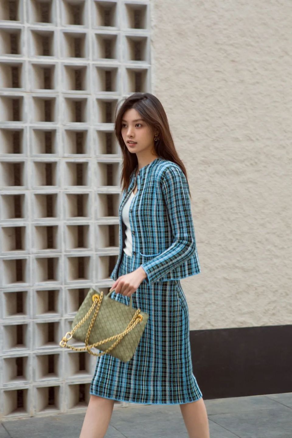 张艺上|解构春日大片上线,共享自在随性