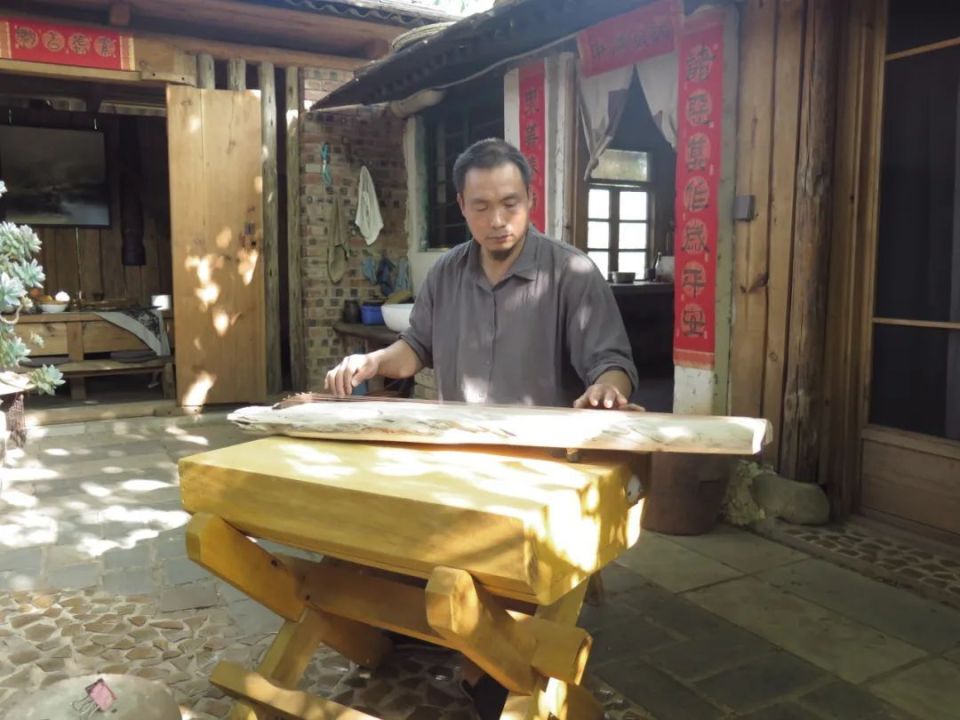 去有烟火味的地方弹琴——玉溪吹来古琴风