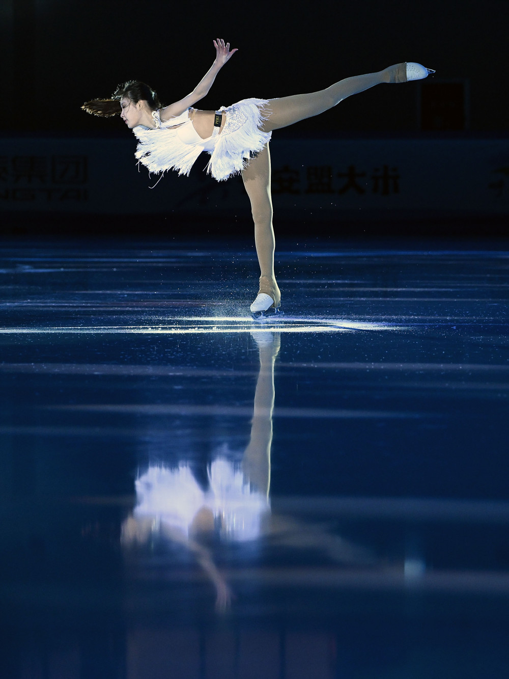 花样滑冰表演滑举行