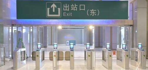 走进杭温高铁横店站