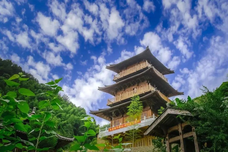 活动时间6月8日-6月10日活动内容时思寺,雪花漈景点门票五折优惠,针对