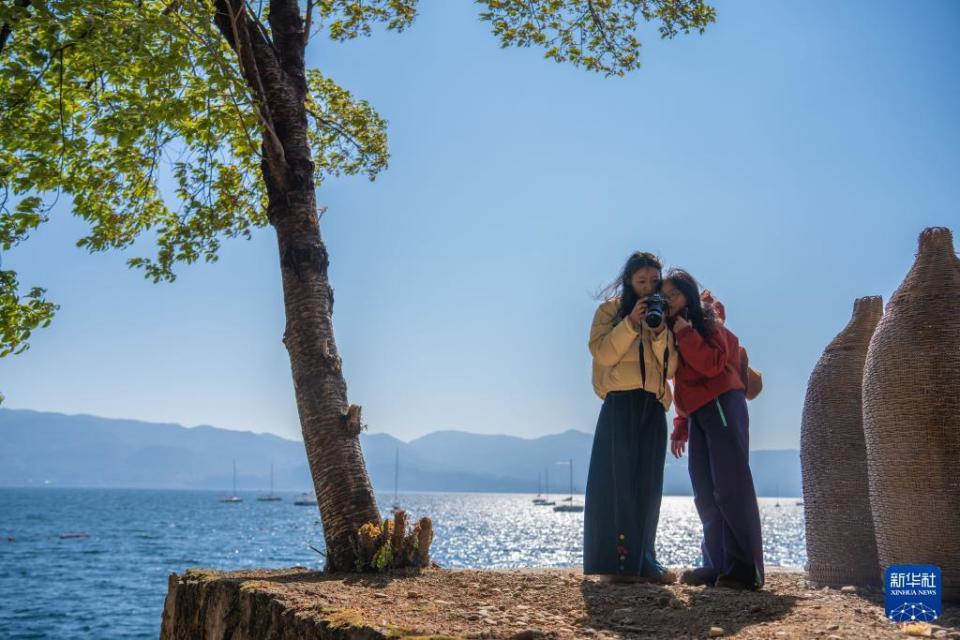 美丽中国丨冬日抚仙湖_腾讯新闻