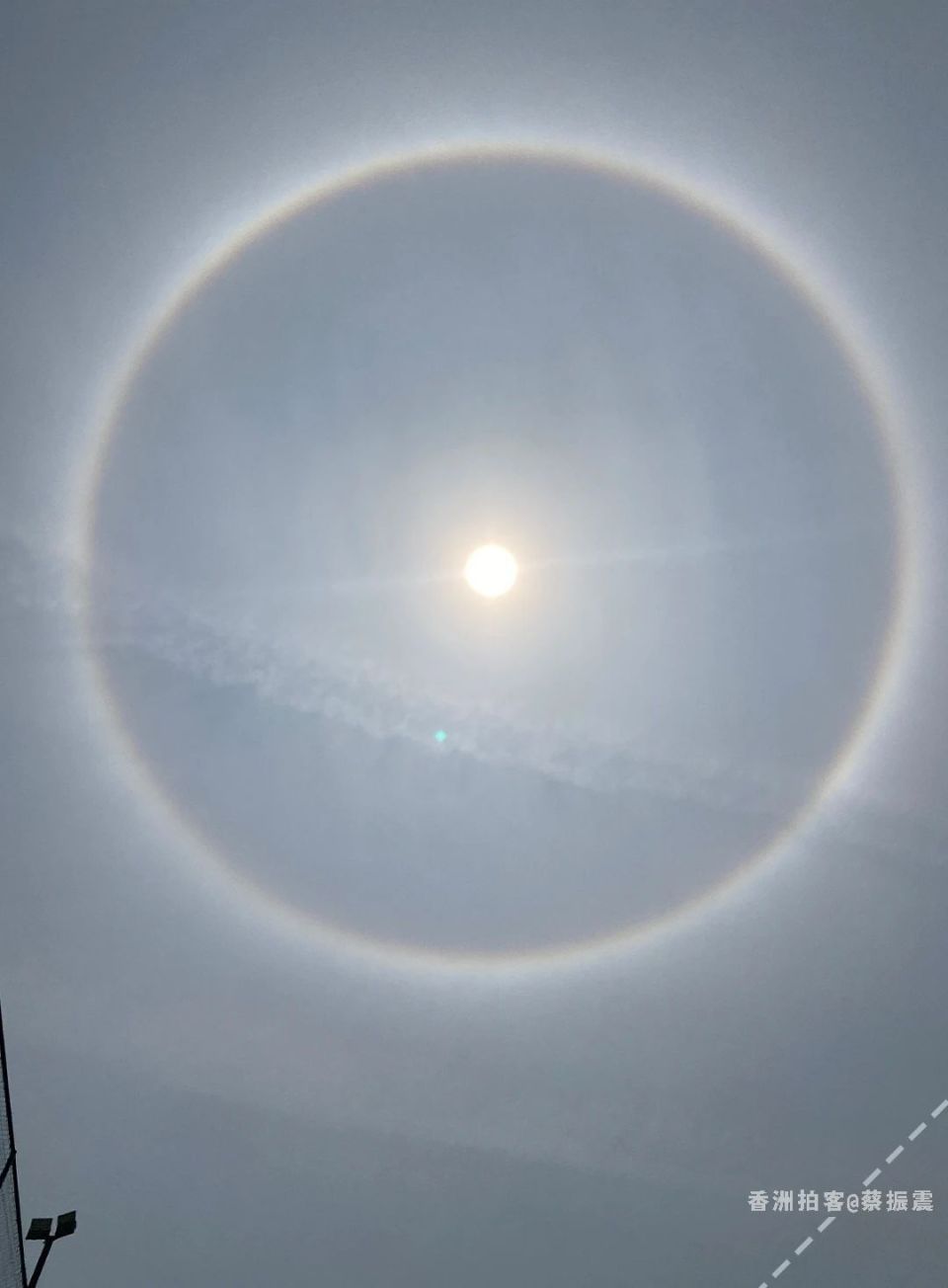 则次日中午会刮风~若出现月晕15夜半三更将有雨其意思就是