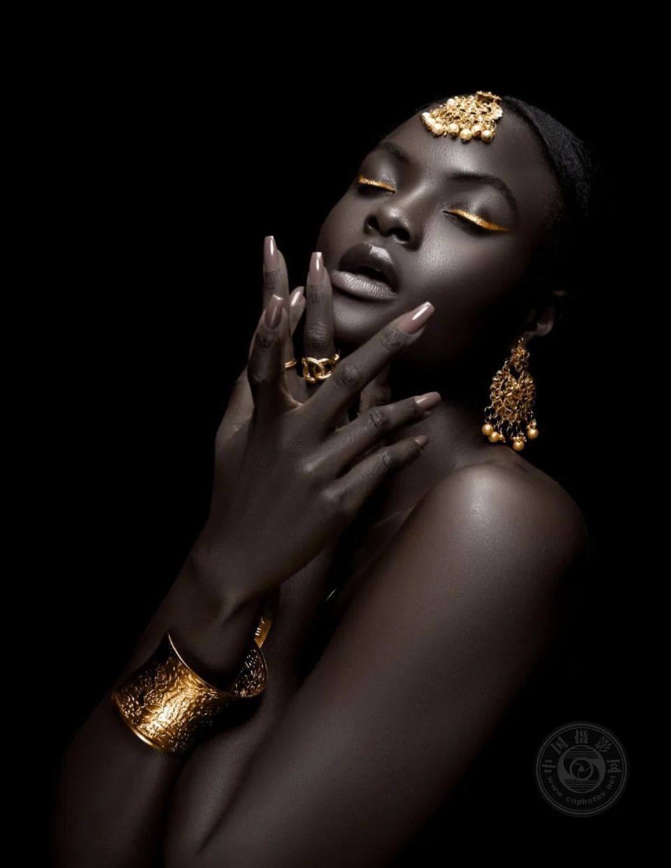 公布 | 2023-2024第十届fapa国际艺术摄影大赛(时尚组)获奖作品