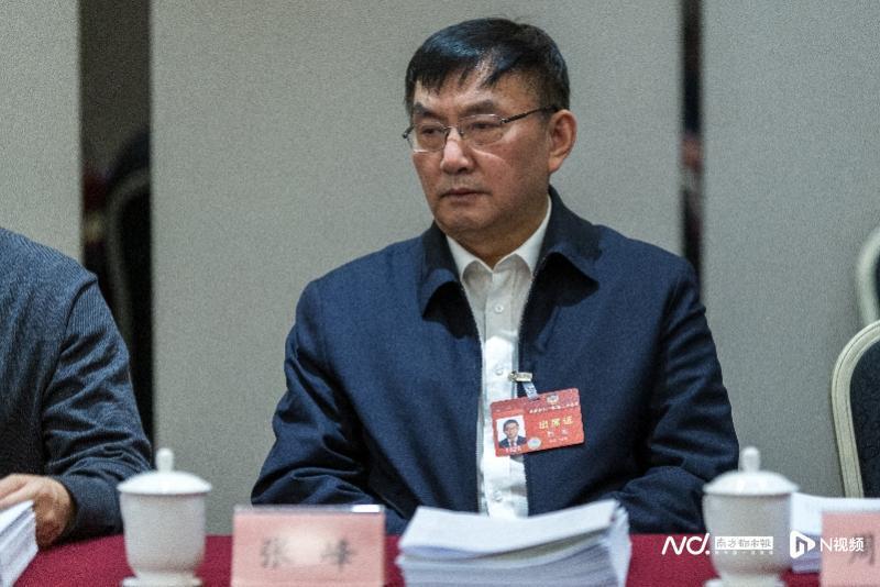 对话张峰:要把标准提高_腾讯新闻