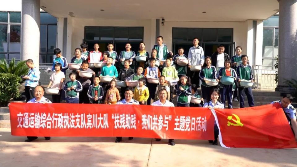 宾川县残疾人联合会理事长 赵指真:"我们要开展好残疾人托养中心残疾