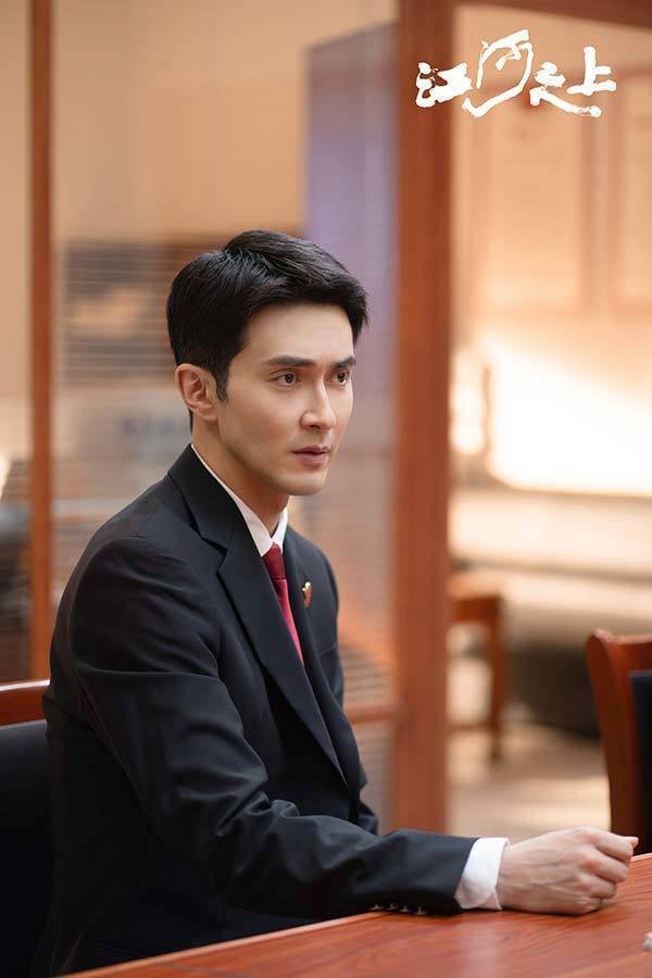 对话|《江河之上》首演"有温度"的法官,高伟光:努力跳出舒适区_腾讯