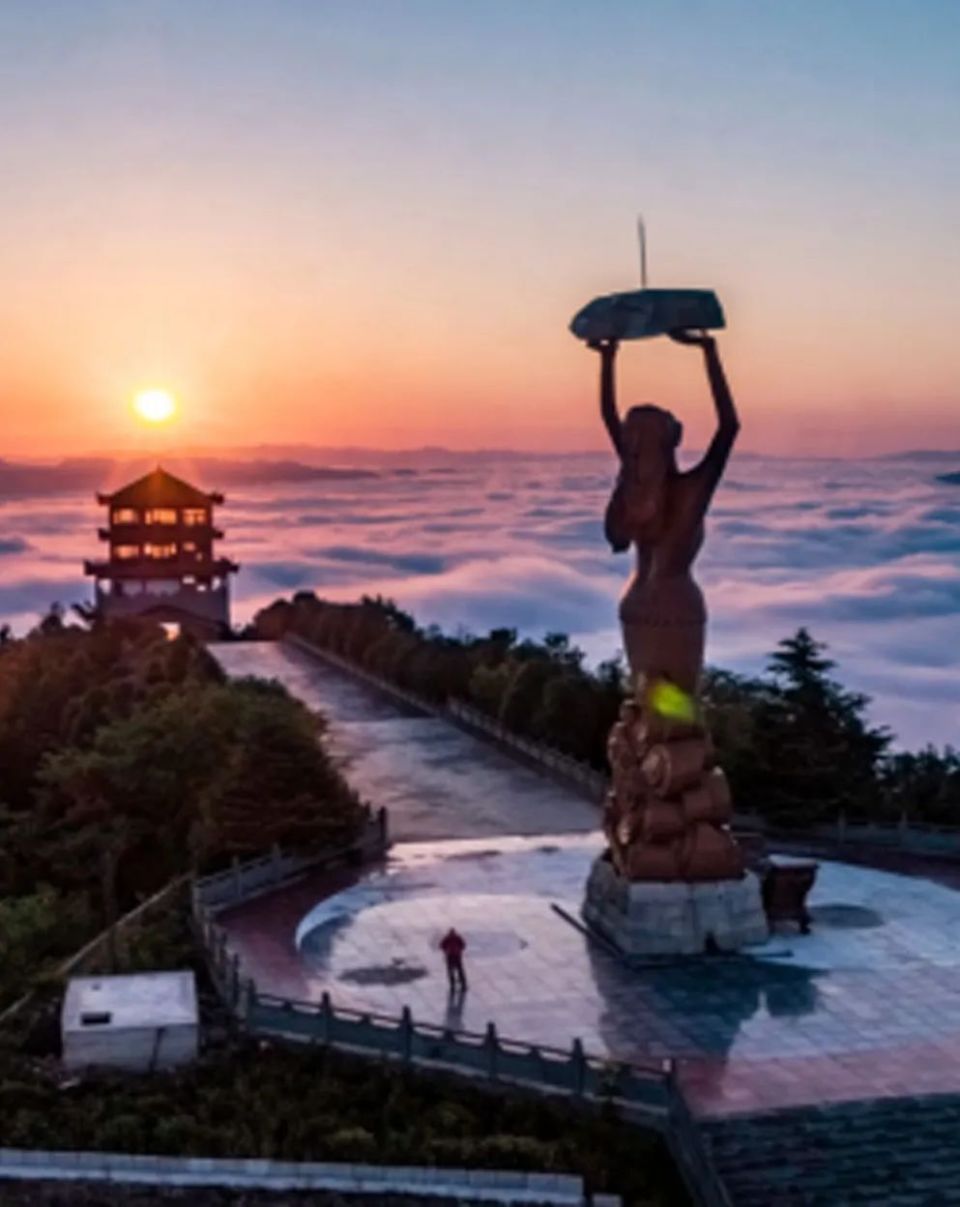 湖北竹山女娲山风景区图片