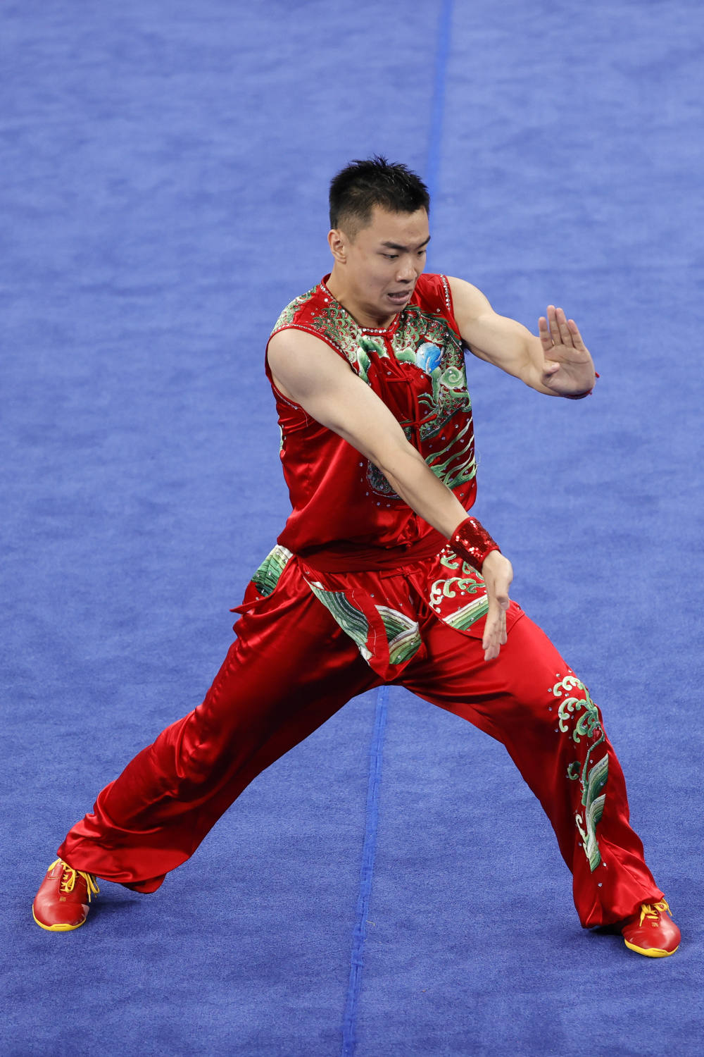 成都大运会武术男子南拳中国选手曹茂园夺冠2