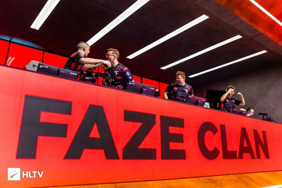 现场返图无加时不faze,银河战舰的韧性让他们复仇卡托决赛对手spirit