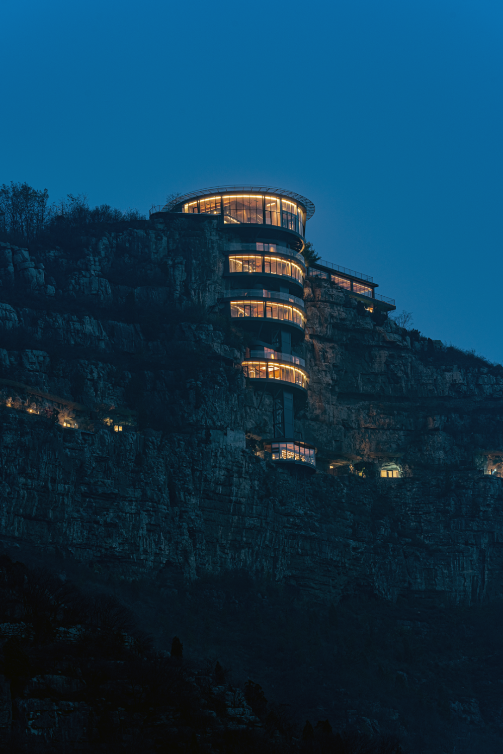 海拔760米的崖壁洞穴酒店齐长城清川上:淄博市淄川区洪山镇土峪村民宿