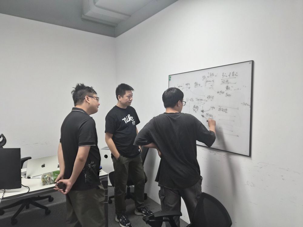 72小时,首个Sora2商用级产品诞生记——筷子科技×WaveSpeedAI的AI影棚故事 · 原文图片 4