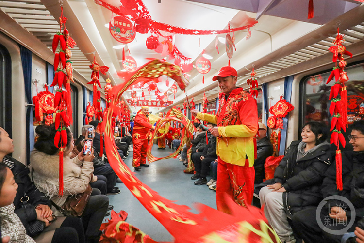 公益慢火车上看非遗闹元宵