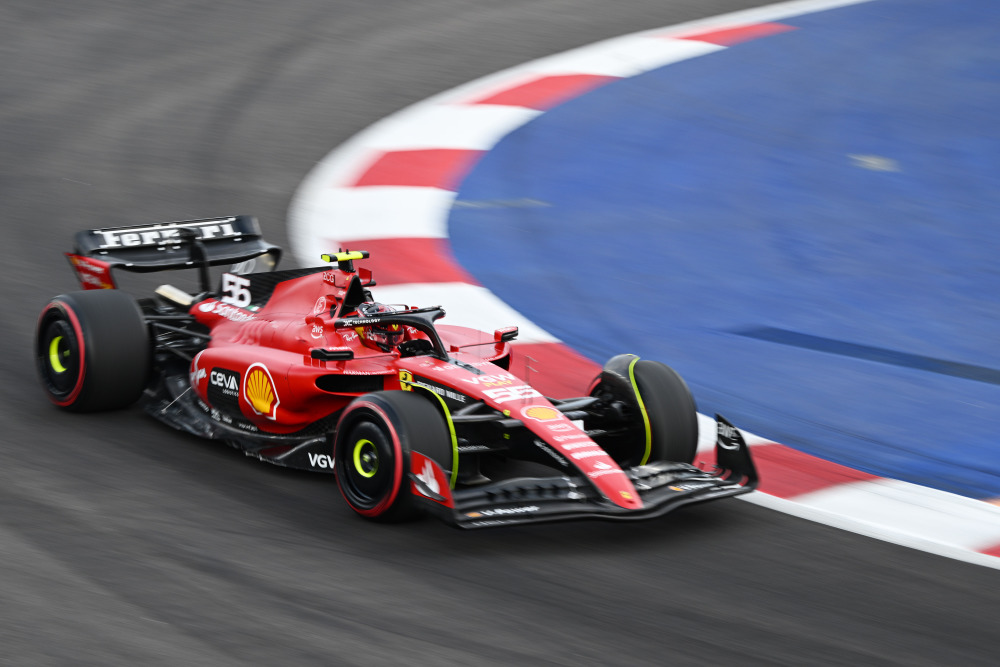 赛车——f1新加坡大奖赛:第一轮练习赛赛况(2)