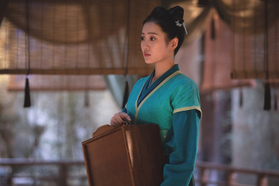 王梓薇:演完《与风行》又演《玫瑰的故事》,差点没认出来