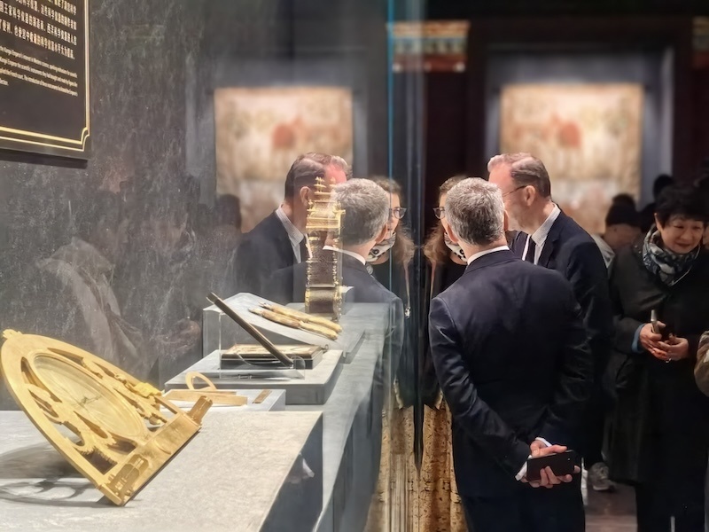 故宫展“紫禁城与凡尔赛宫”：还原17、18世纪中法交流_腾讯新闻