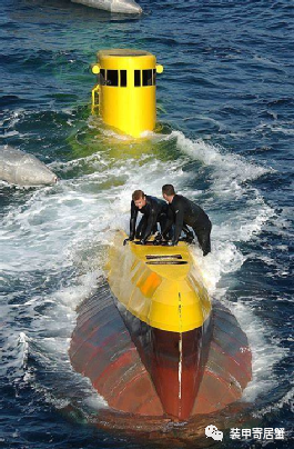 朝鲜鲨鱼级袖珍潜艇图片