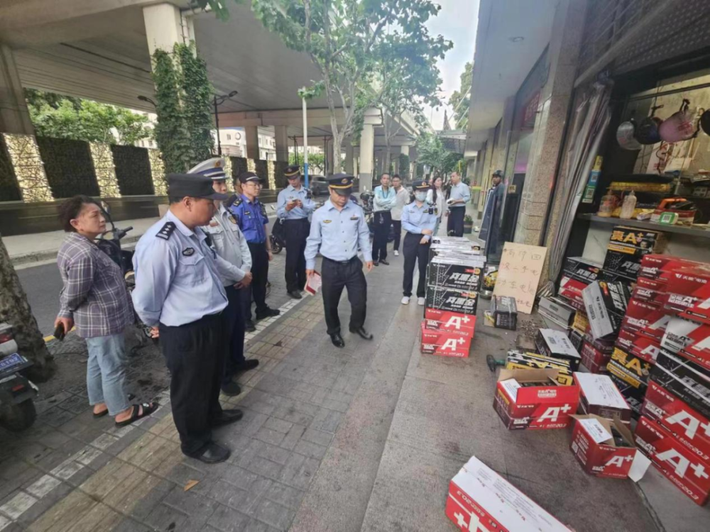 出动210人次,检查71个小区!芷江西路街道拉网式严查非机动车违法行为