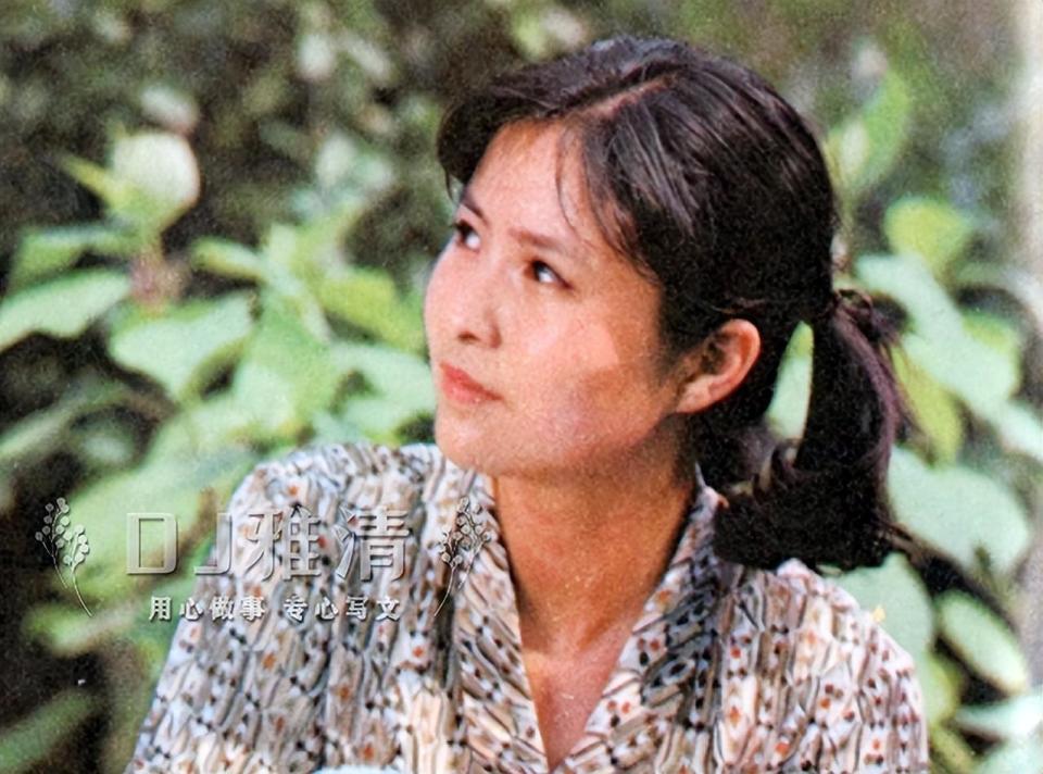 《上海一家人》主演李羚近照曝光,昔日清纯女星,如今65岁酒窝仍醉人