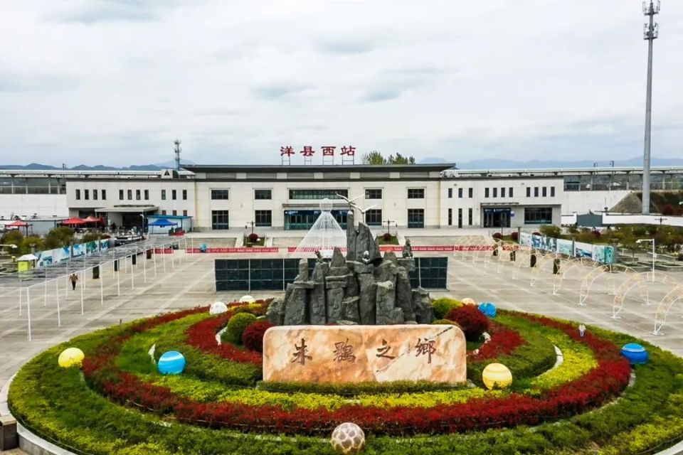 这条高铁,全网点赞!