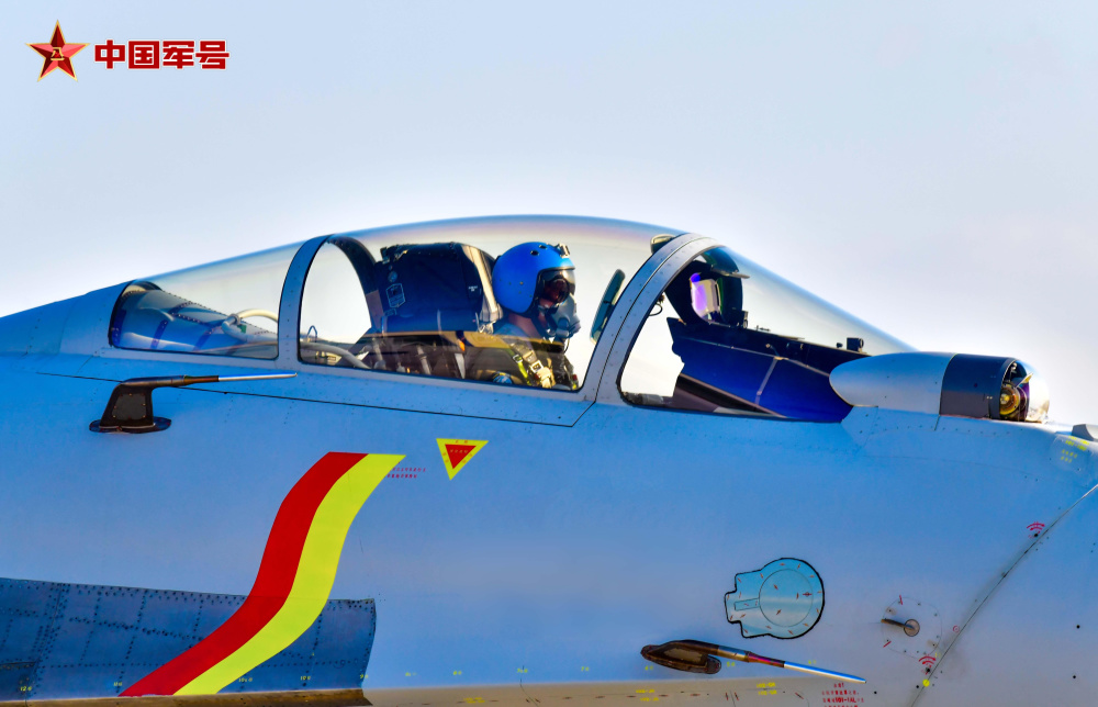 组网建链,鹰眼下之下飞鲨呼啸_腾讯新闻